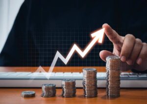 How to Choose Between Index Funds and ETFs